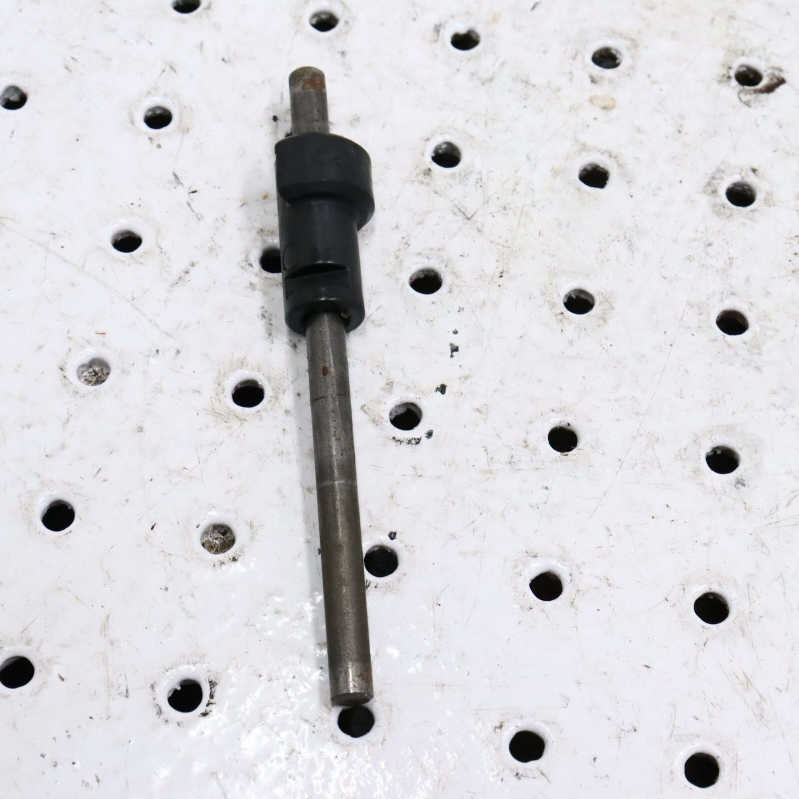 2006 POLARIS SWITCHBACK CHAIN CASE REVERSE SHIFT FORK SHAFT RAIL 5134327