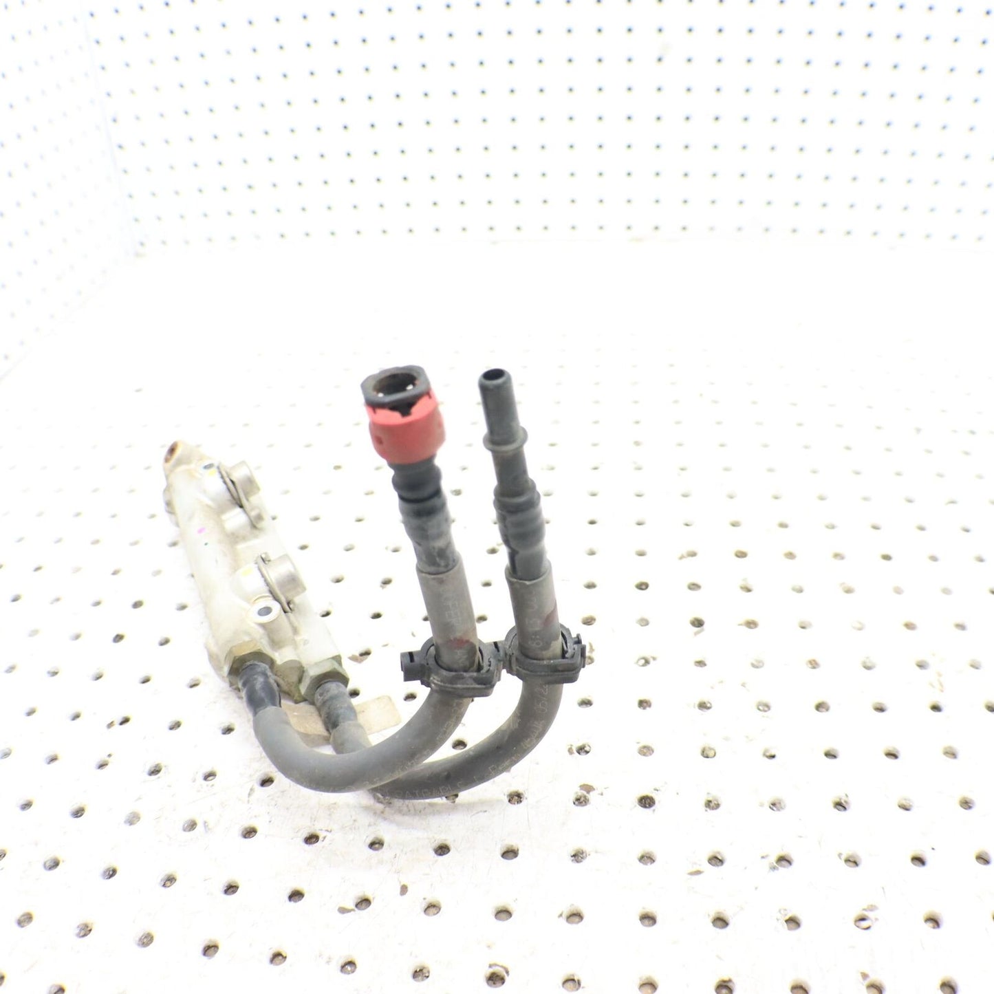 2015 POLARIS SWITCHBACK 800 FUEL RAIL 2521382; 2522185