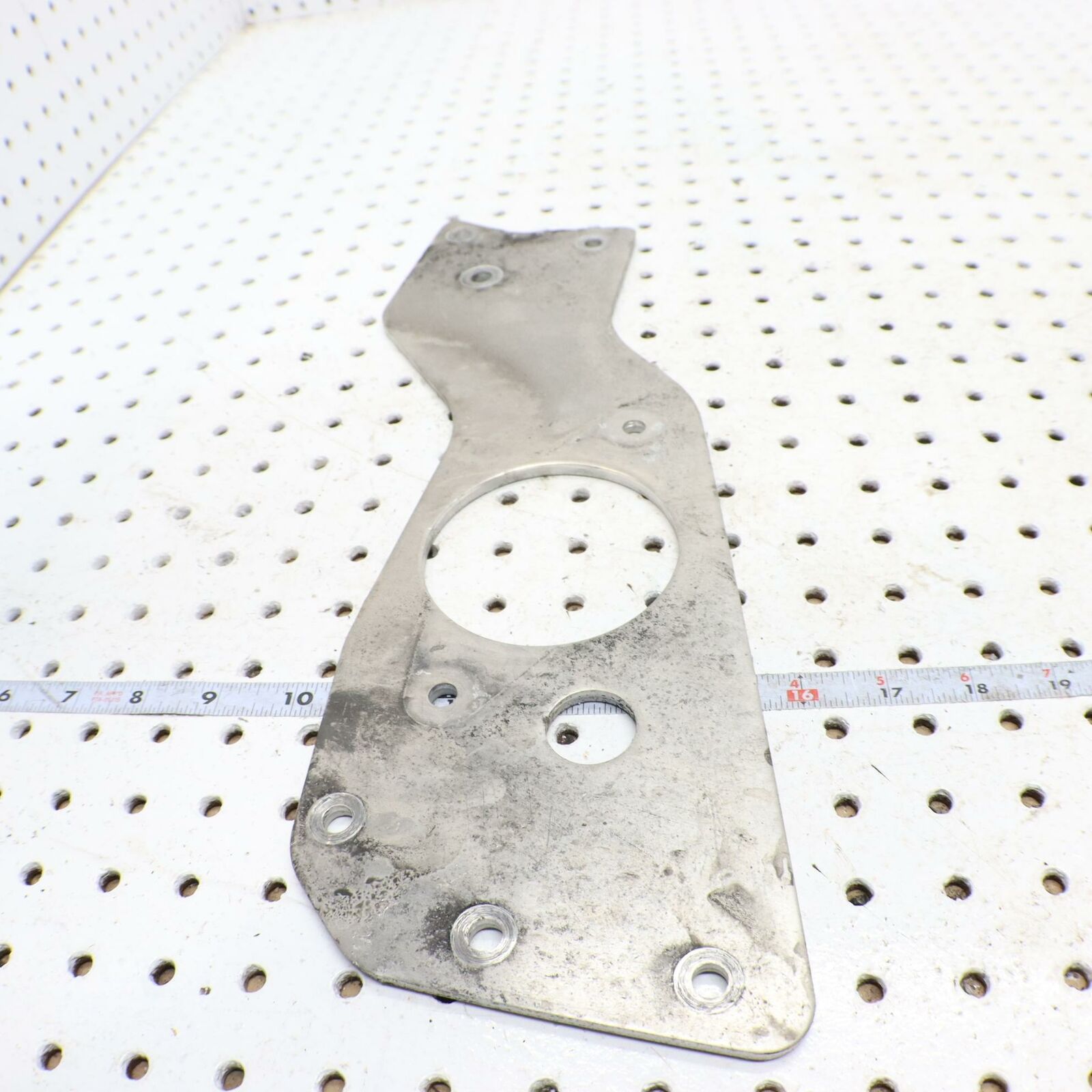 2006 POLARIS SWITCHBACK ENGINE MOTOR MOUNT PLATE  ENGINE STRAP, LH 5248666