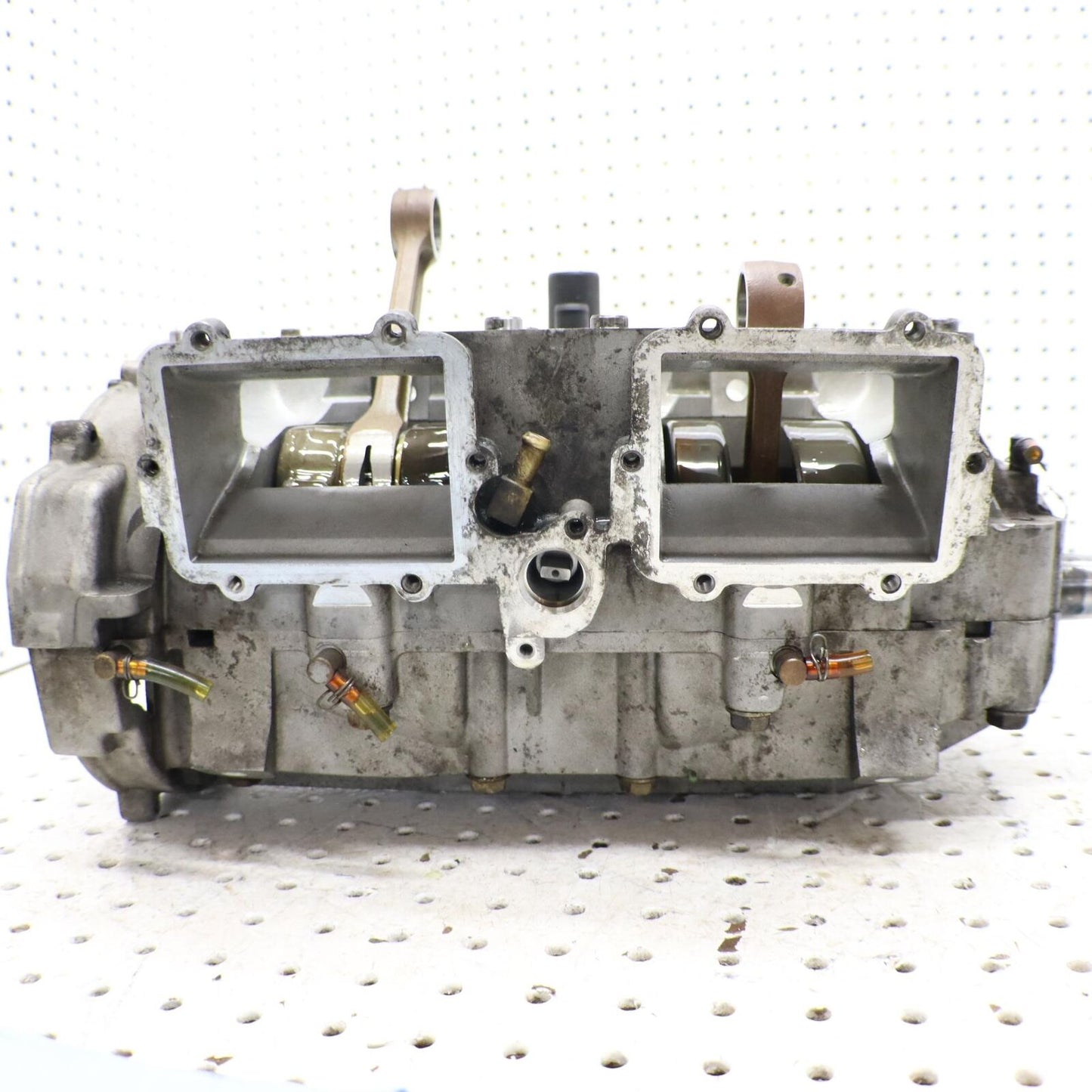 2006 POLARIS RMK 700 ENGINE CRANK CASE AND CRANK 2203111; 2203617
