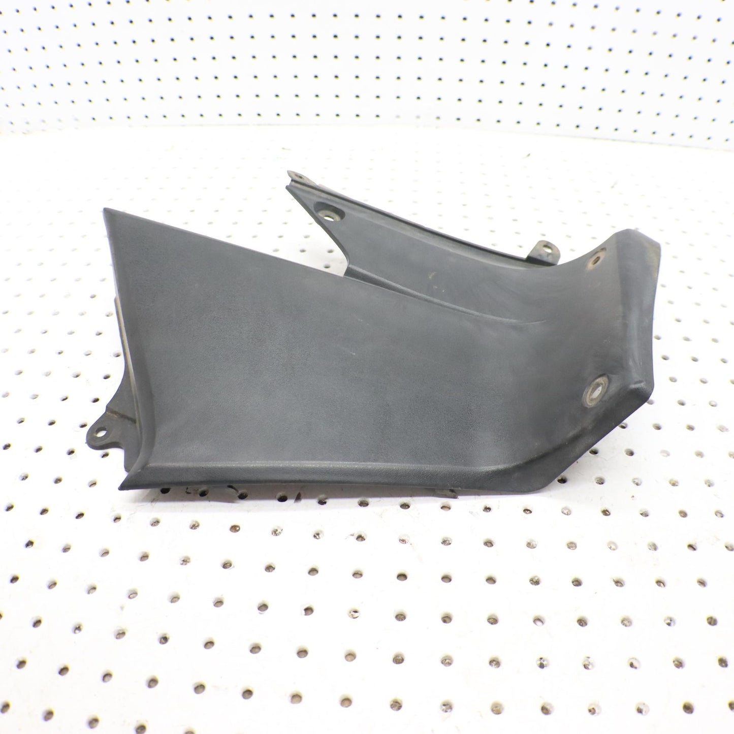 2016 SUZUKI KING QUAD 500 SIDE PANEL COVER LEFT 53122-31G03