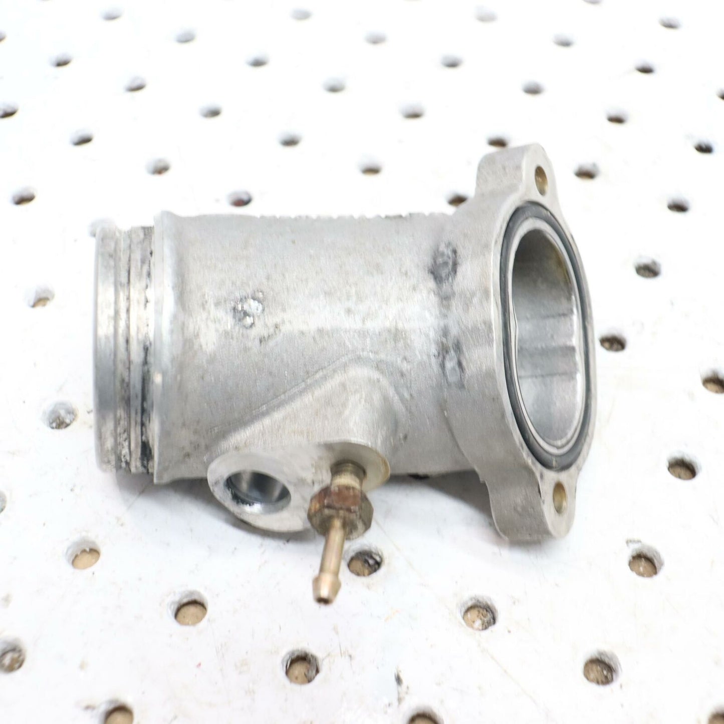 2006 POLARIS SWITCHBACK AIR INTAKE PIPE WITH HOLE 0452950 0452952