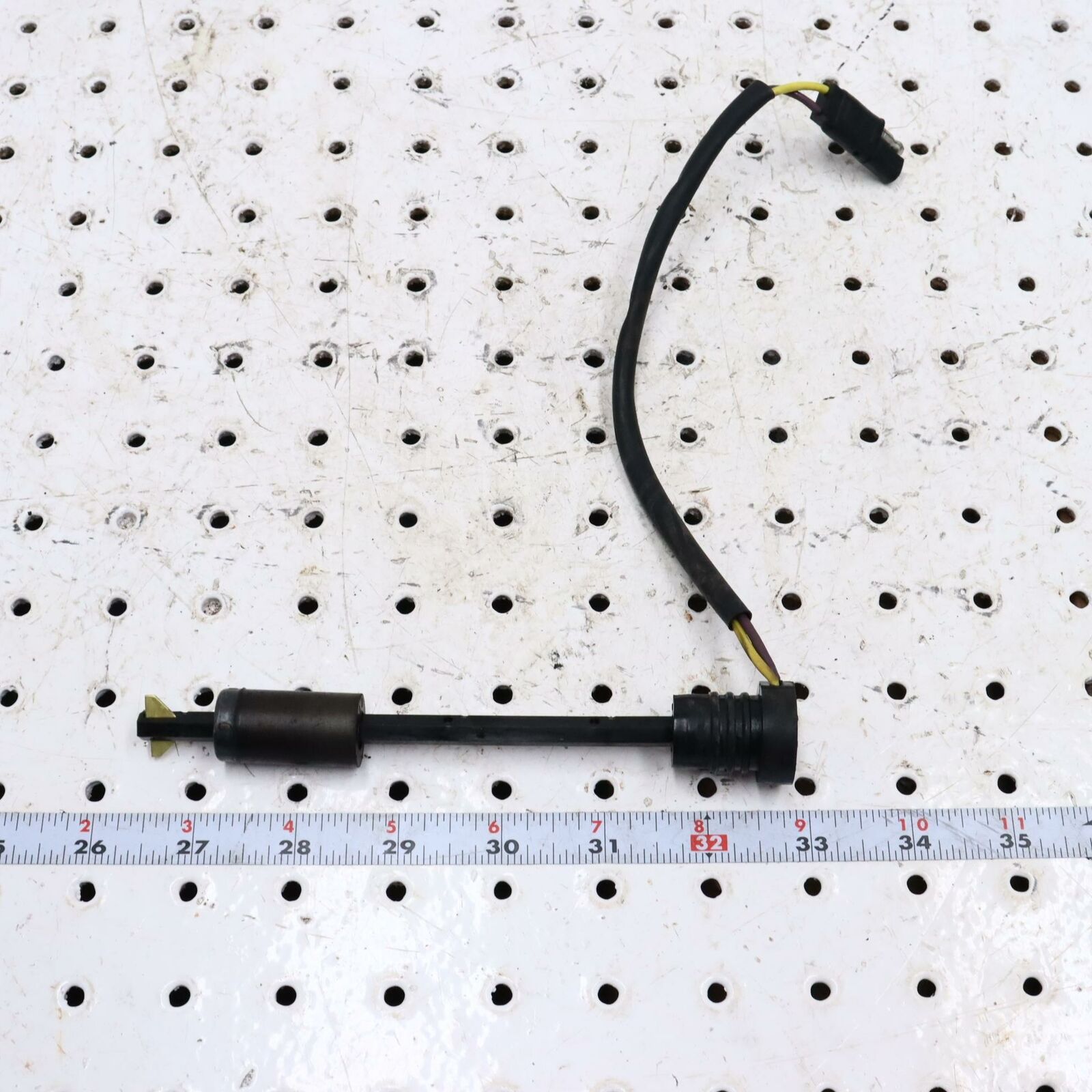2007 POLARIS SWITCHBACK 600 ENGINE OIL GAUGE SENSOR 4110134