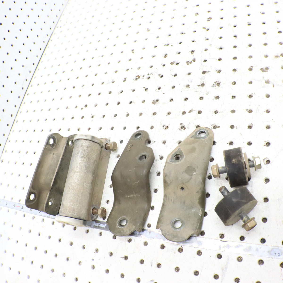 2017 Polaris Sportsman 450 Engine Motor Mounts