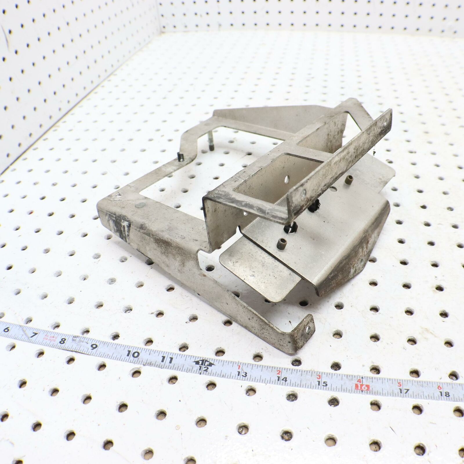 2006 POLARIS FUSION 700 ECU CDI ECM COMPUTER BRACKET MOUNT 1015185