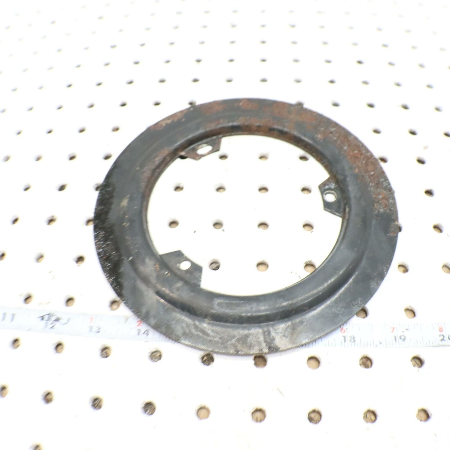 2001 POLARIS SPORTSMAN 400 CLUTCH SEAL BRACKET 5240409-067 5242046