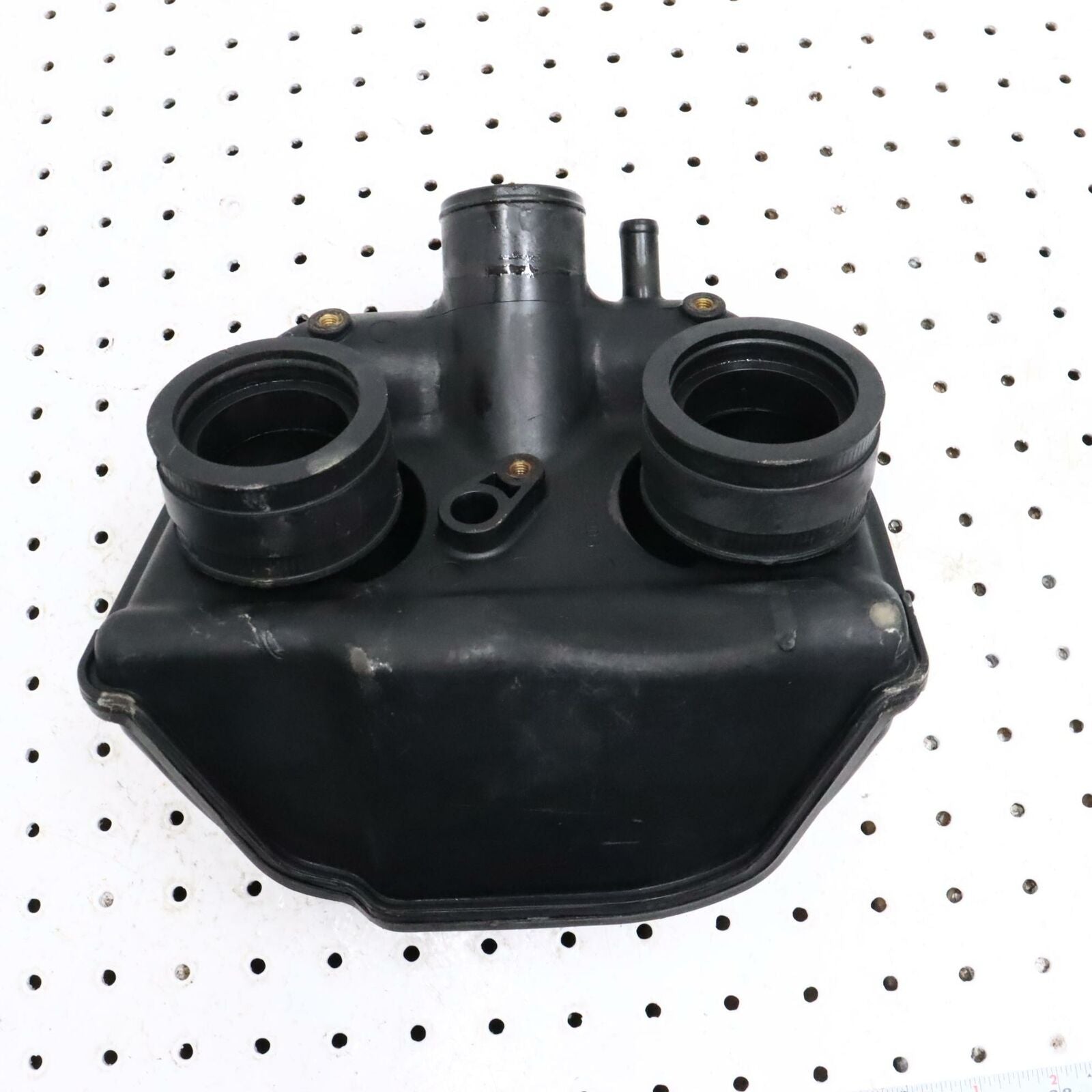 2006 POLARIS SWITCHBACK AIR CLEANER FILTER BOX AIRBOX 1203065; 1203798