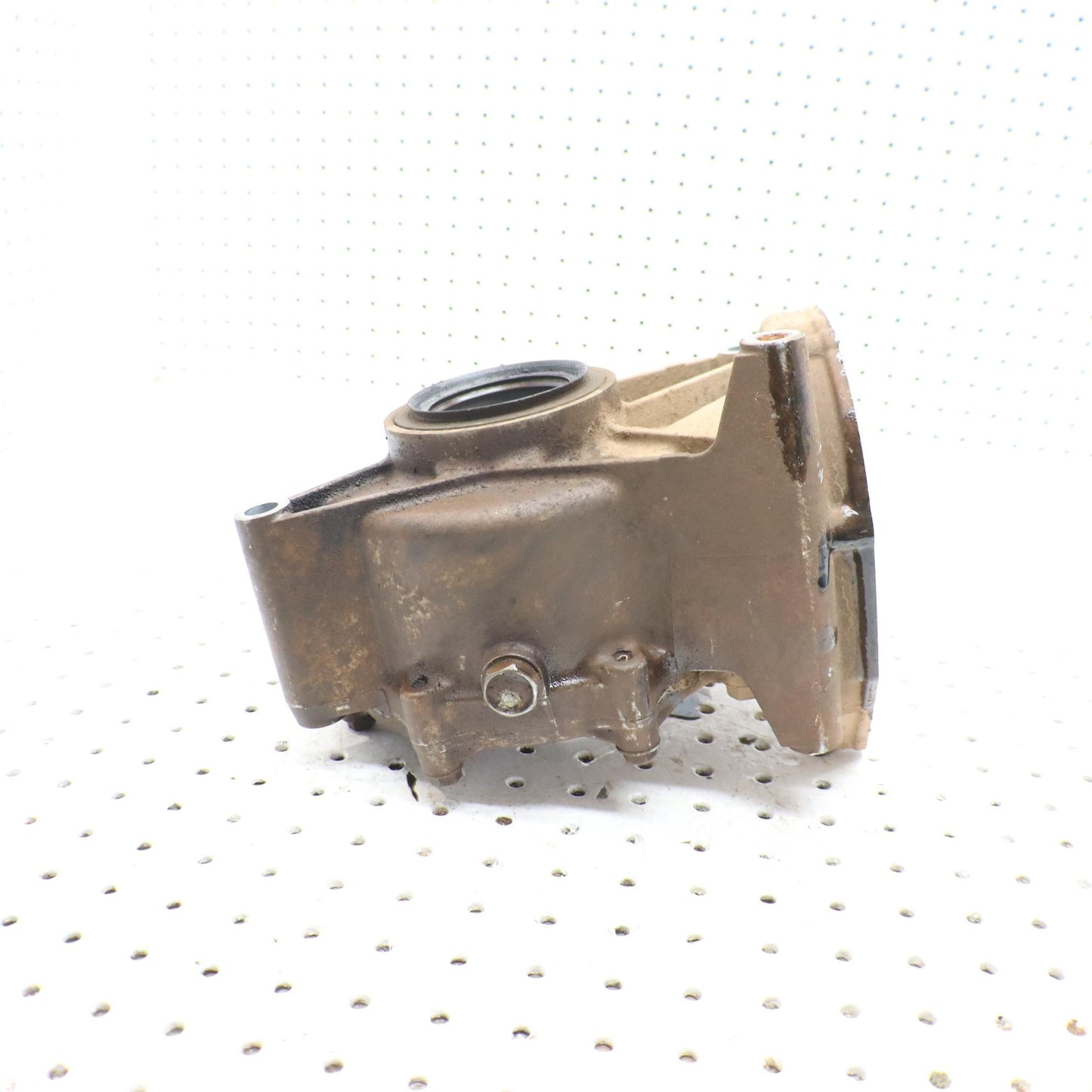 2016 SUZUKI KING QUAD 500 REAR GEARCASE FINAL DRIVE 27410-31G50 DAMAGED