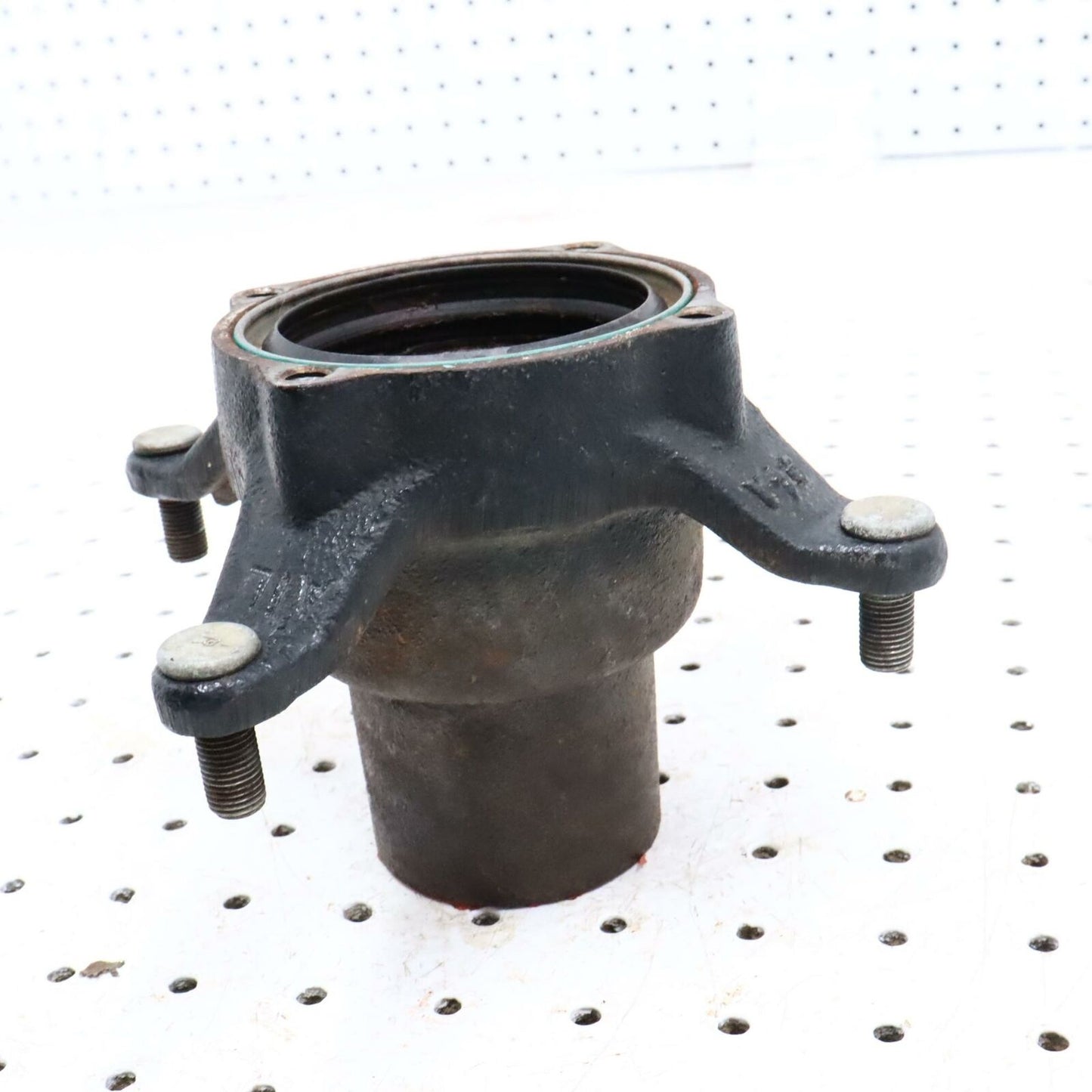 1995 POLARIS XPLORER 400 FRONT WHEEL RIGHT HUB 1520182