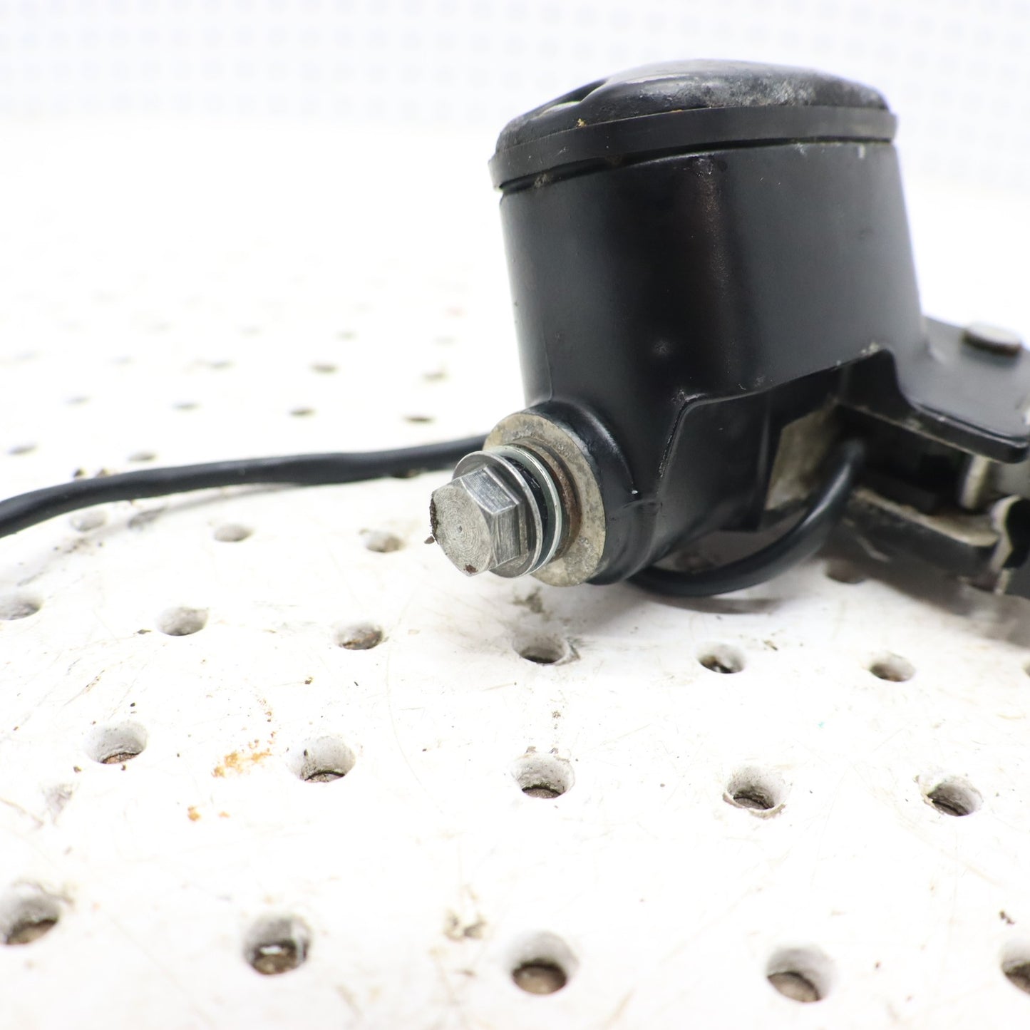 2009 Polaris Sportsman Xp 850 Hand Brake Master Cylinder 2203051 2010440