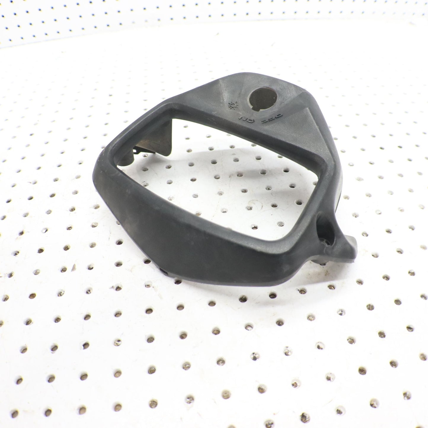 2016 SUZUKI KING QUAD 500 HEADLIGHT GAUGE POD UPPER 56321-11H00-291