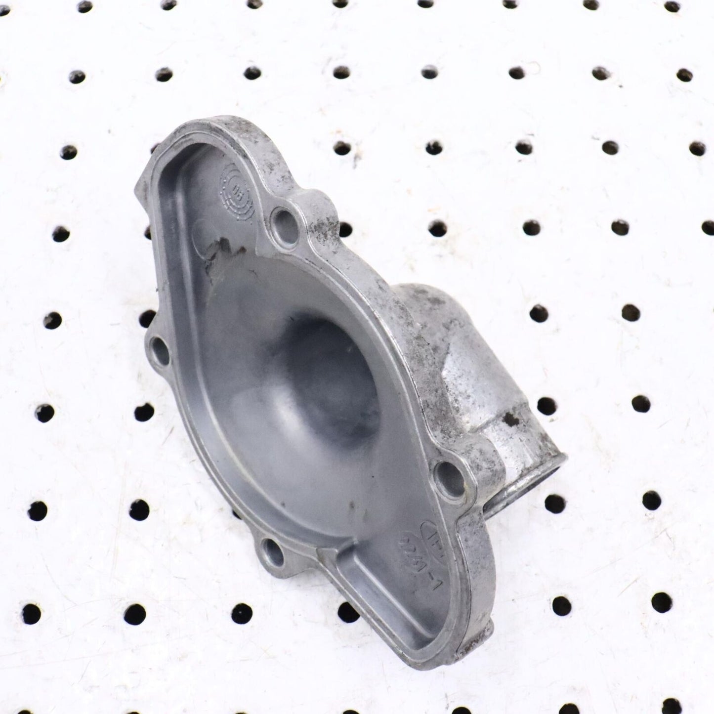 2009 SKI-DOO SUMMIT X 800R ENGINE WATER PUMP HOUSING COVER 420822280