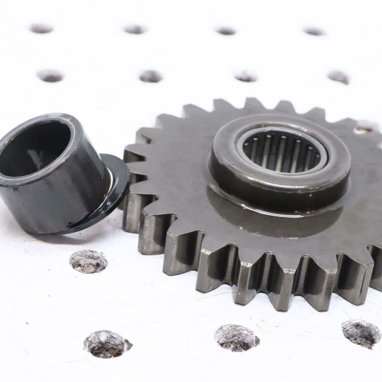 2005 BOMBARDIER OUTLANDER MAX 400 Intermediate Gear Shaft 420635671 420635673