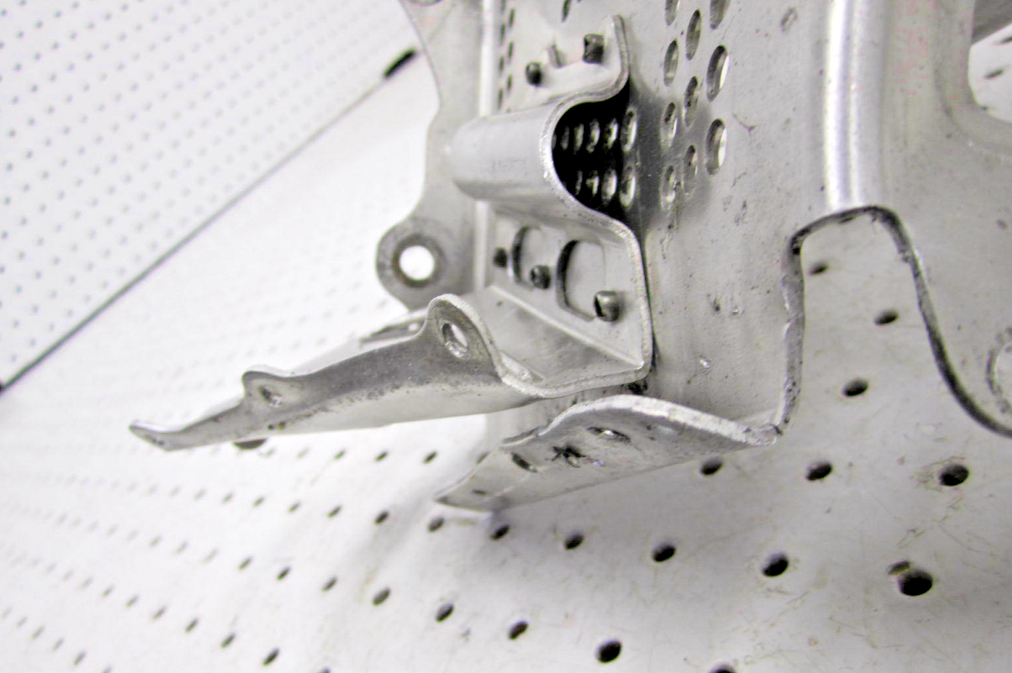 2005 ARCTIC CAT M6 141 FOOTREST LEFT 3706-297