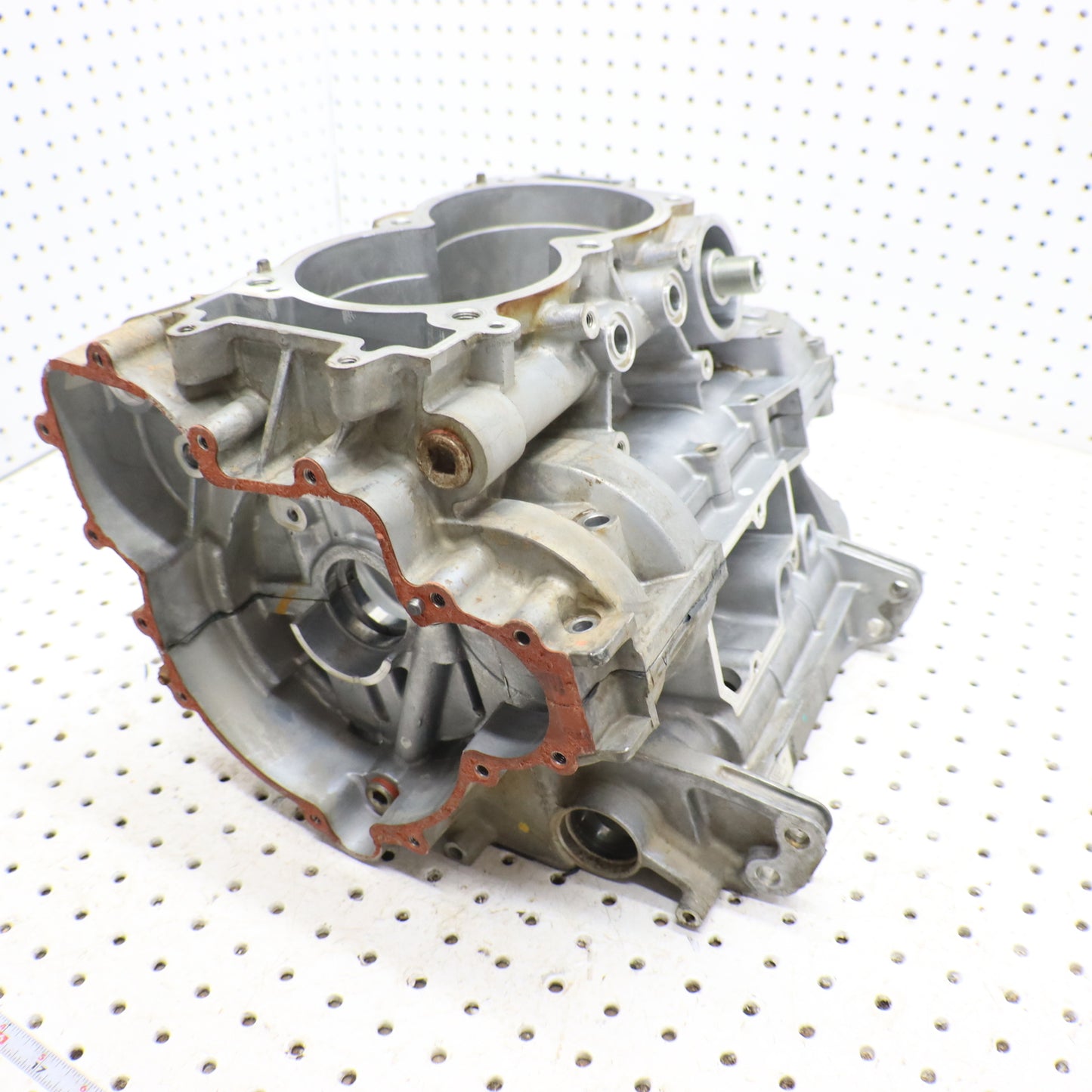 2013 Polaris Ranger Xp 900 Crank Case Engine Case 2204947, 2207371 GOOD!!