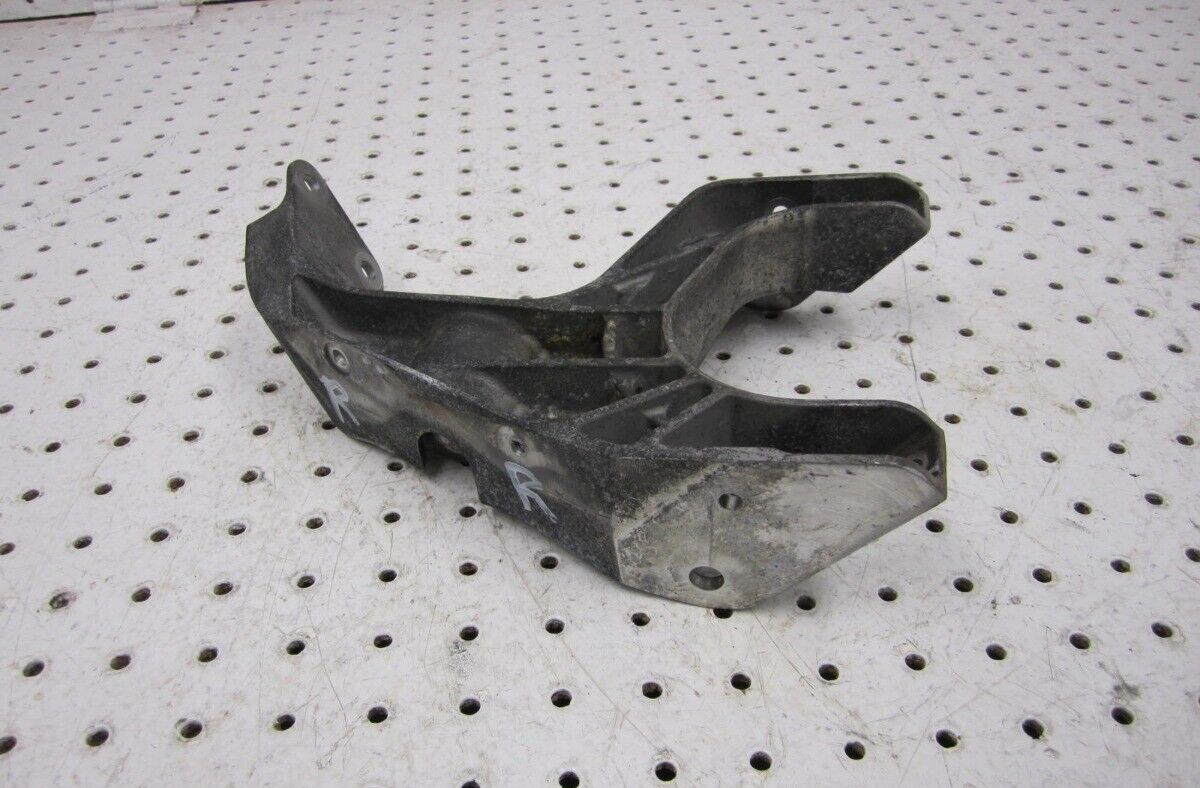 2007 ARCTIC CAT F5 EFI LXR FRAME MOUNTING SHOCK RIGHT 0607-806