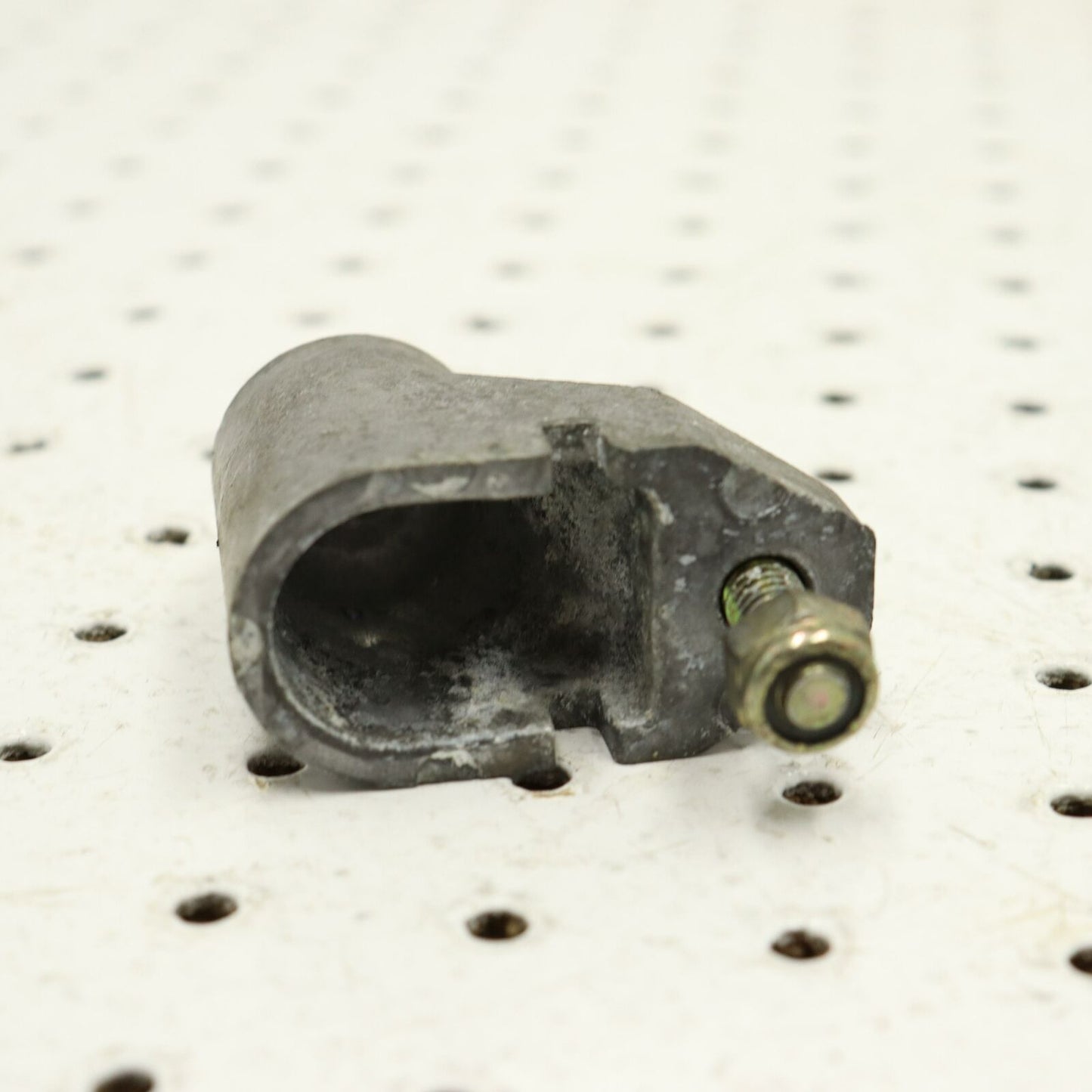 2007 POLARIS RMK 600 IDLER WHEEL MOUNT 5631446