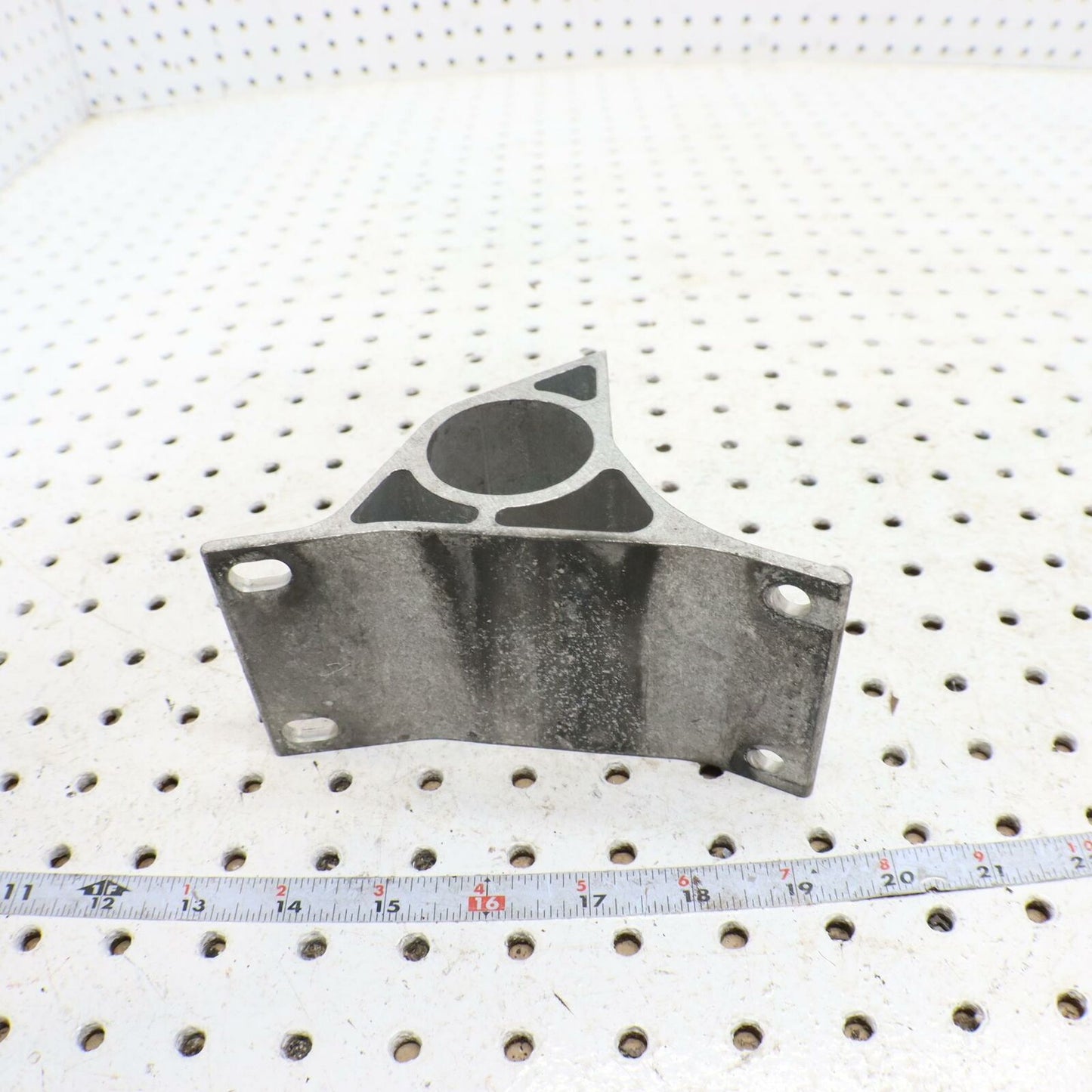 2006 POLARIS SWITCHBACK STEERING POST COLUMN BRACKET BUSHING MOUNT 5134696
