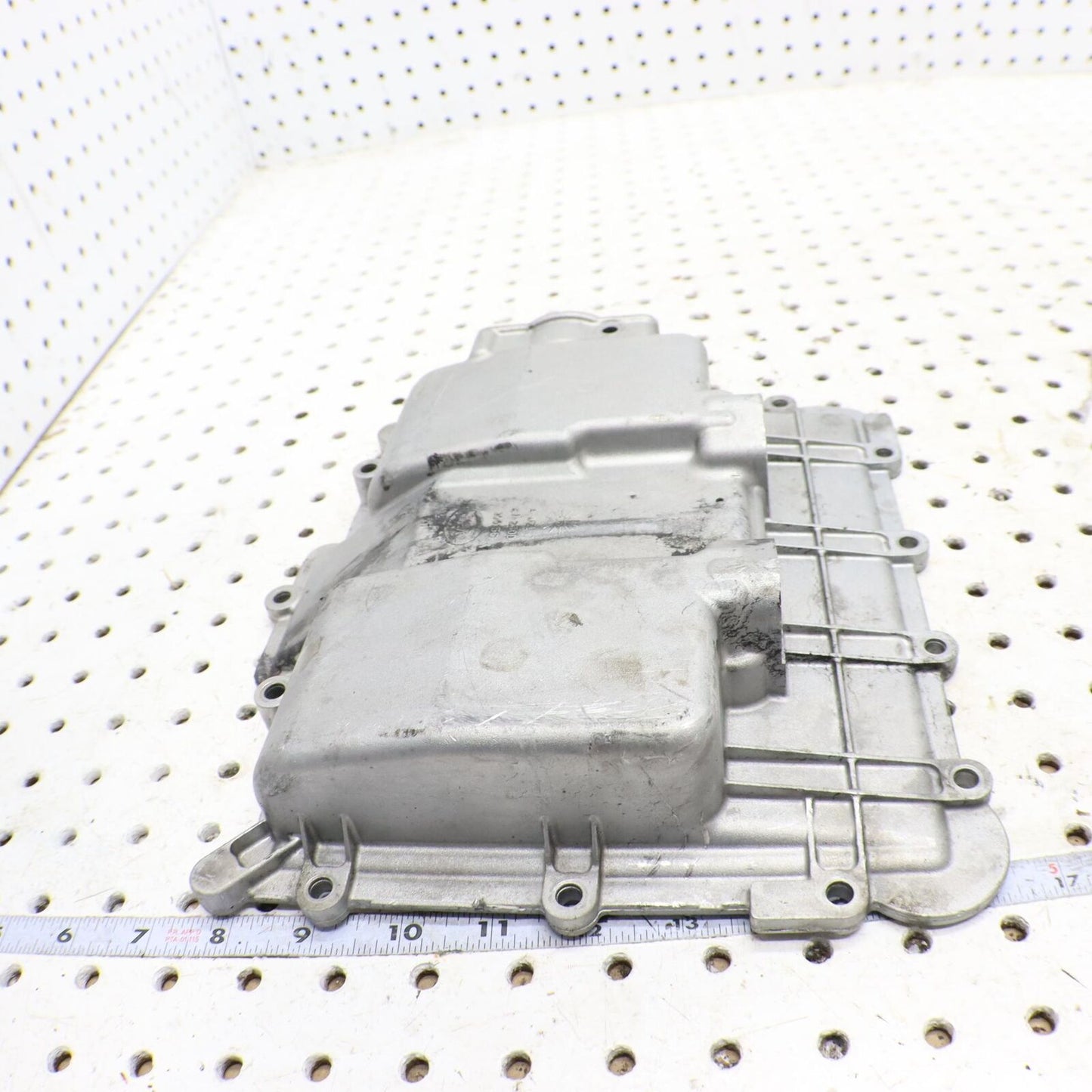2008 POLARIS SWITCHBACK TURBO ENGINE MOTOR BOTTOM OIL PAN COVER 0452985