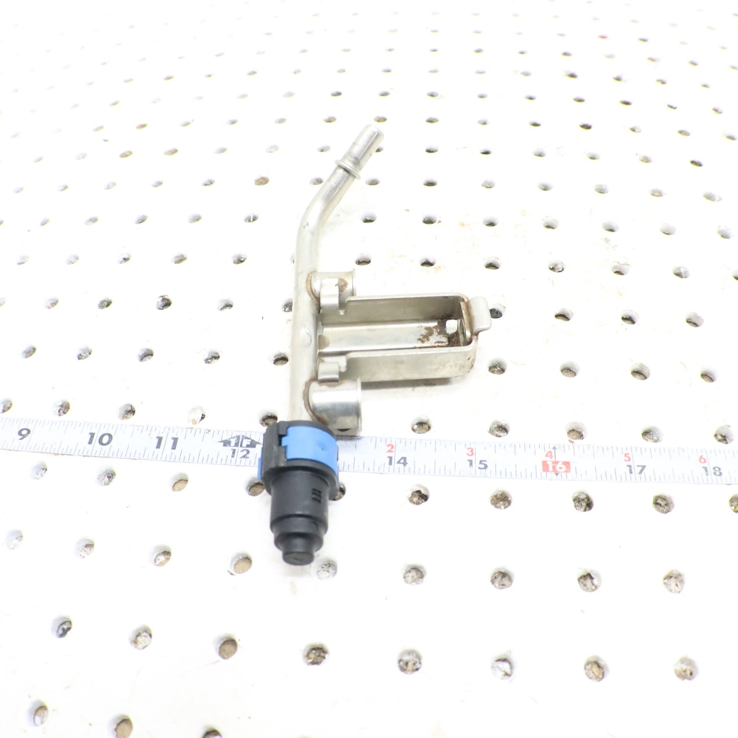 2009 Polaris Rzr 800 Fuel Rail 2520808