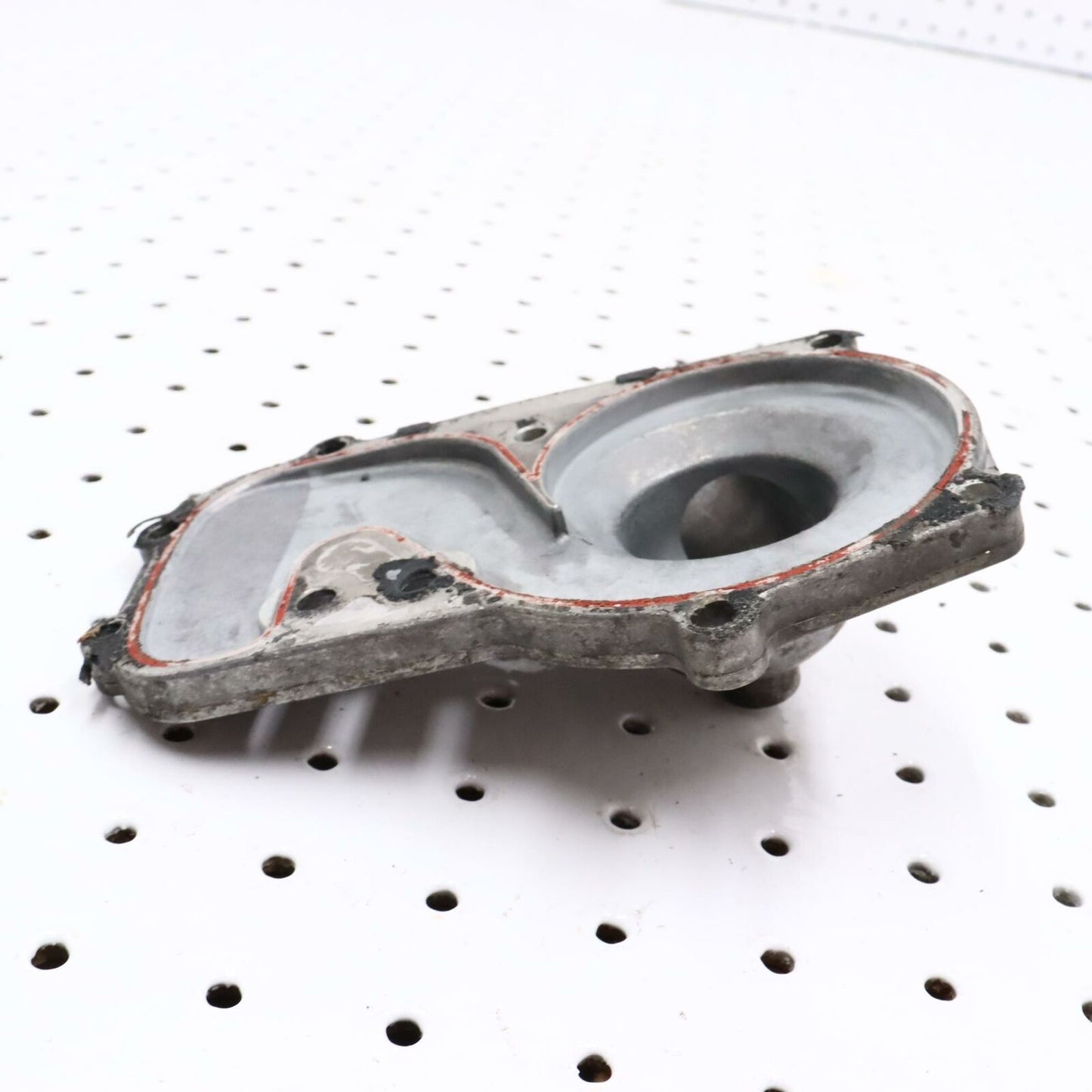 2007 POLARIS IQ 600 ENGINE WATER PUMP HOUSING COVER 5630920 5631951