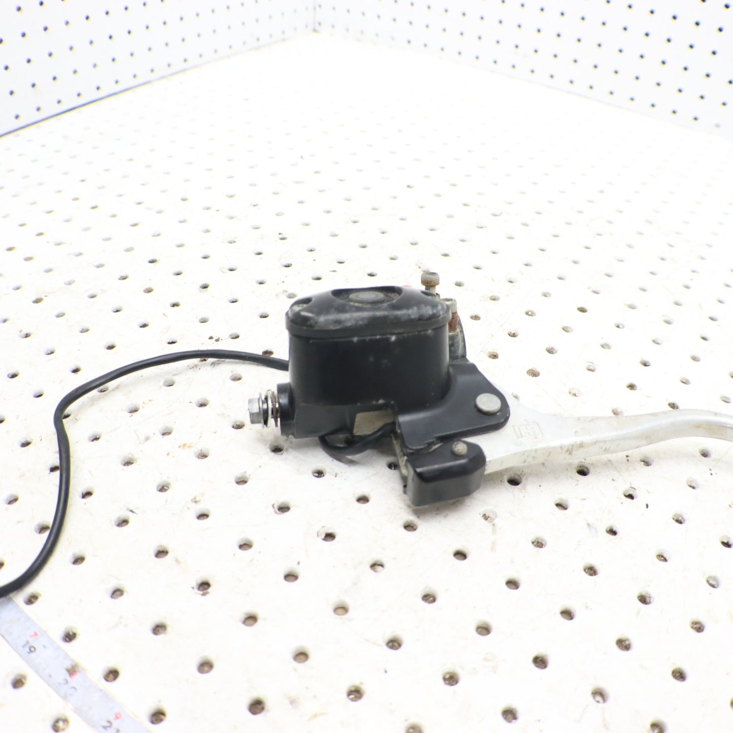 2009 Polaris Sportsman Xp 850 Hand Brake Master Cylinder 2203051 2010440