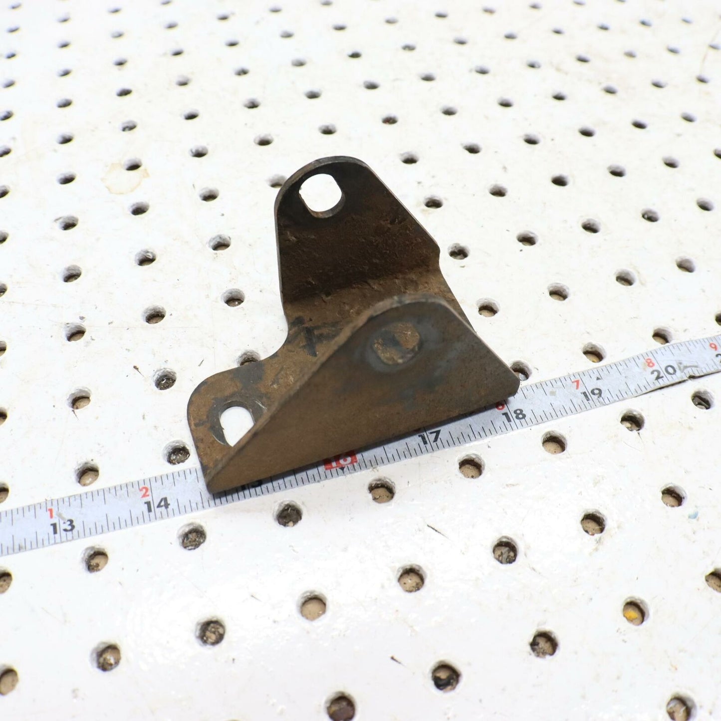 2004 POLARIS SPORTSMAN 600 BRKT, MNT, TRANNY, REAR, BLK 5244599-067