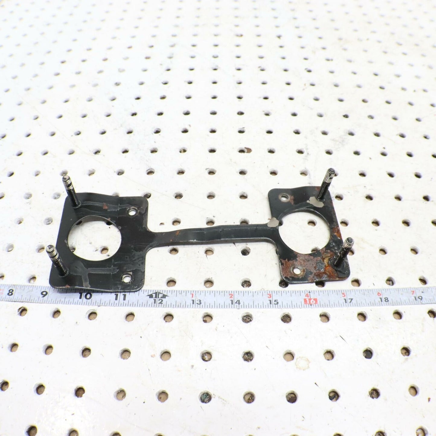 2006 POLARIS SWITCHBACK ECU CDI ECM COMPUTER BRACKET MOUNT 1014702-067