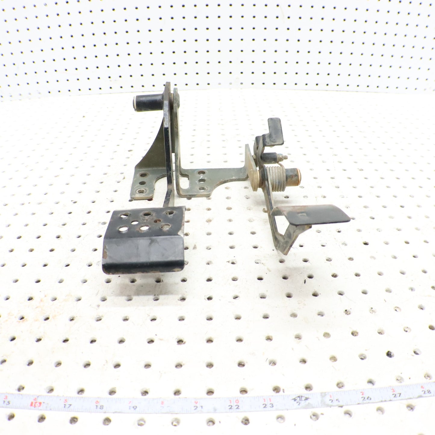 2009 Polaris Rzr 800 Throttle Pedal, Brake Pedal Assy 1016585-458