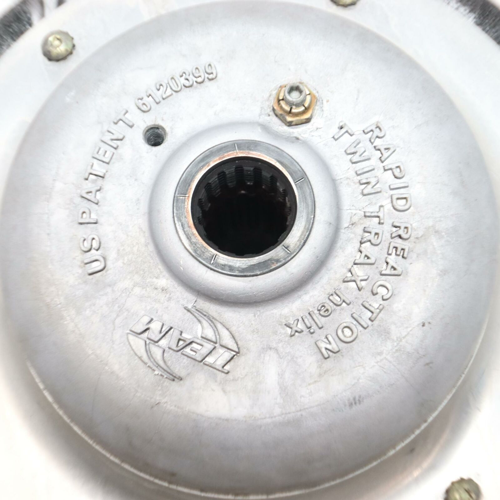 2006 POLARIS SWITCHBACK TEAM SECONDARY DRIVEN CLUTCH ASSEMBLY 1322628; 1322629