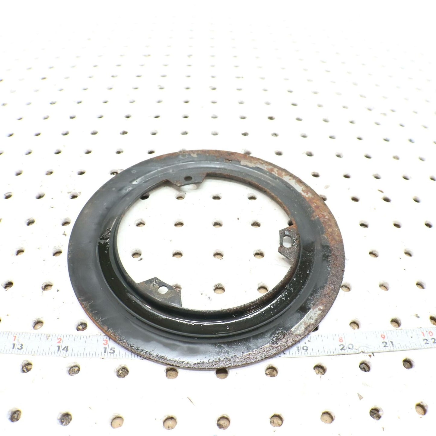 2001 POLARIS SPORTSMAN 400 CLUTCH SEAL BRACKET 5240409-067 5242046
