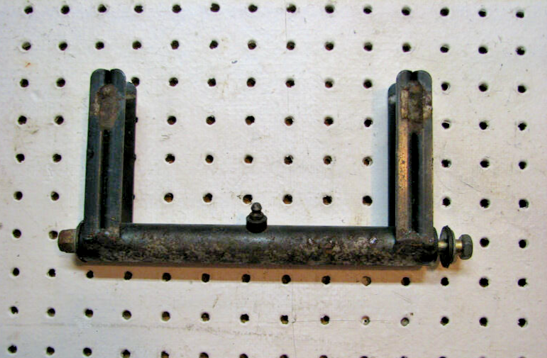 2001 POLARIS XC 800 EDGE REAR PIVOT ARM 1541478