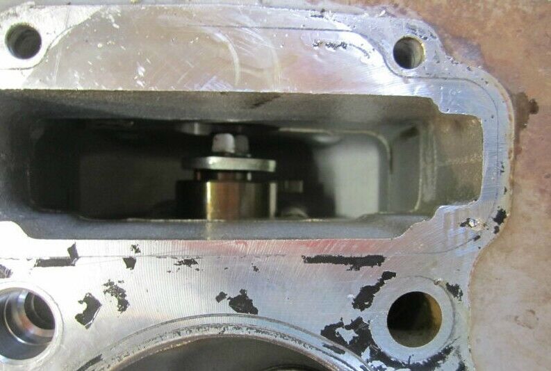 2001 POLARIS XPEDITION 325 4X4 CYLINDER HEAD, CAMSHAFT, VALVES 3086803, 3086796