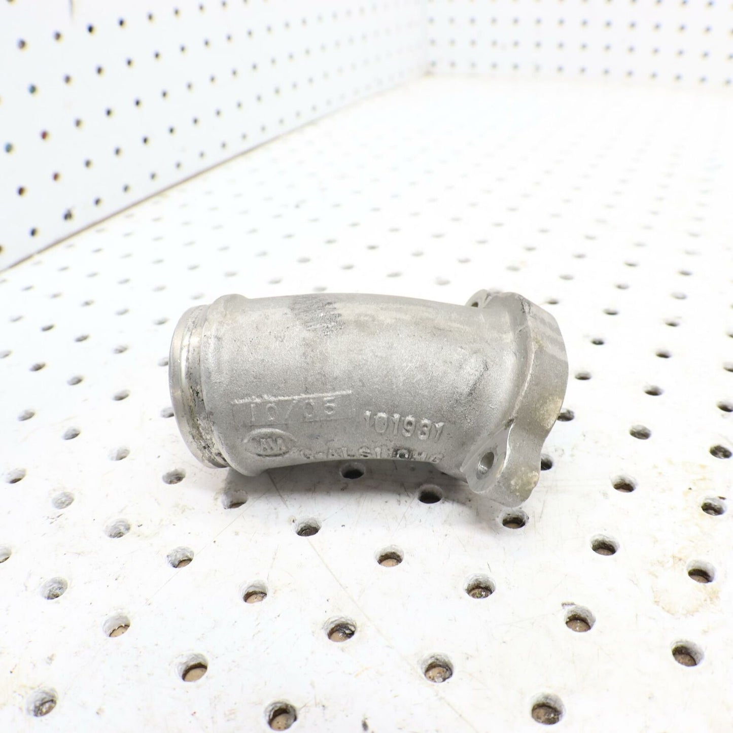 2006 POLARIS SWITCHBACK AIR INTAKE PIPE WITH HOLE 0452950 0452952