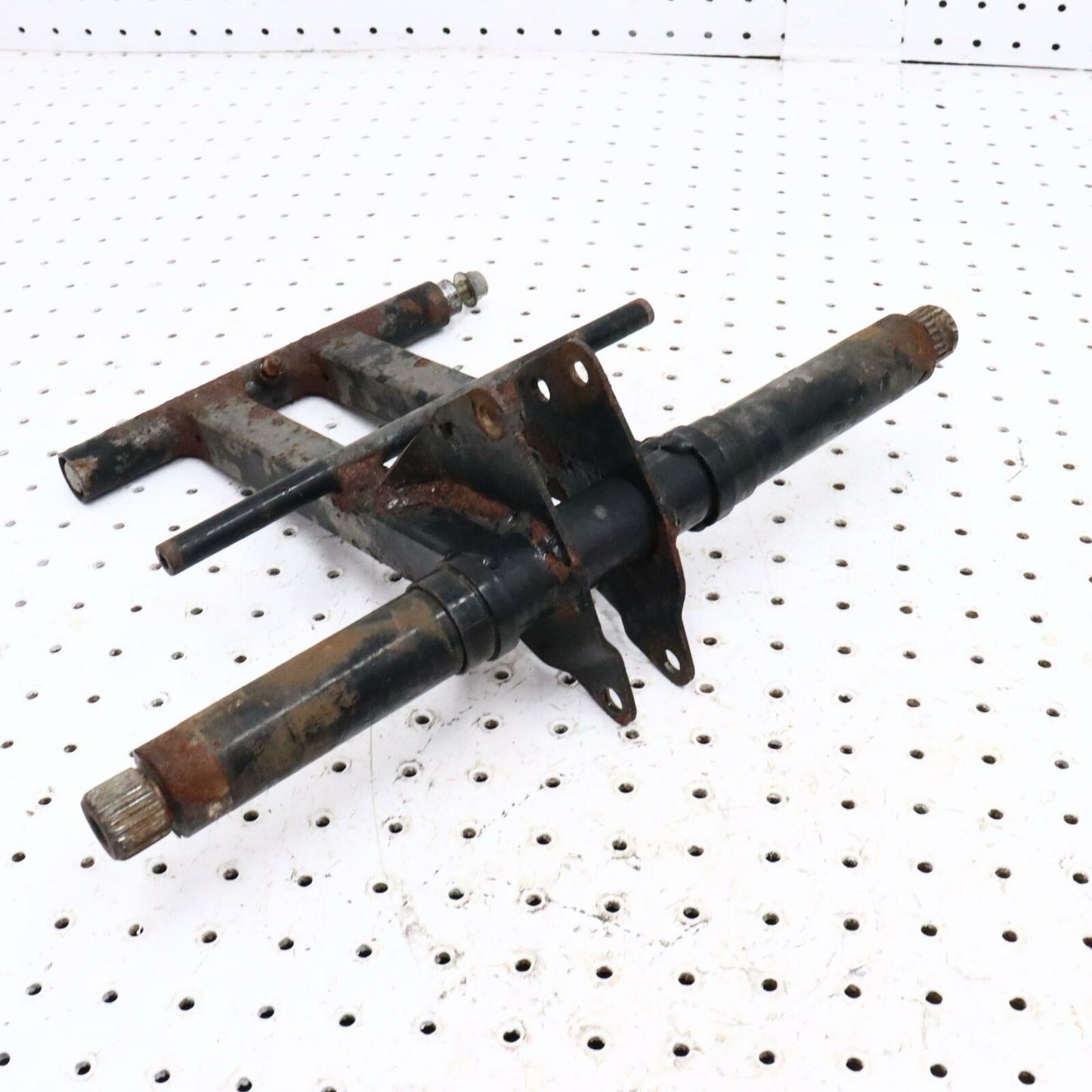 2007 POLARIS IQ 600 REAR BACK SUSPENSION FRONT TORQUE PIVOT ARM 1542136-067