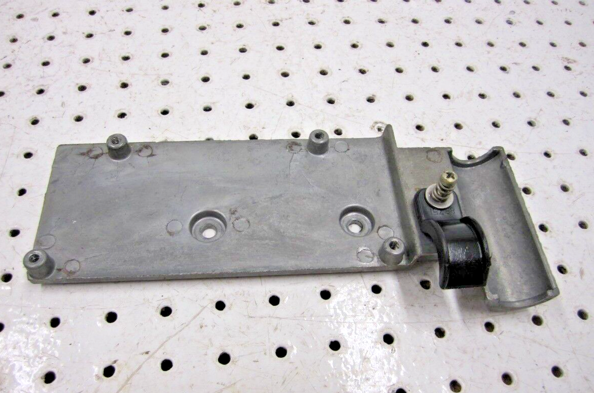 1986 MERCURY 45HP LONG SHAFT 1045726 SWITCH BOX PLATE 88322
