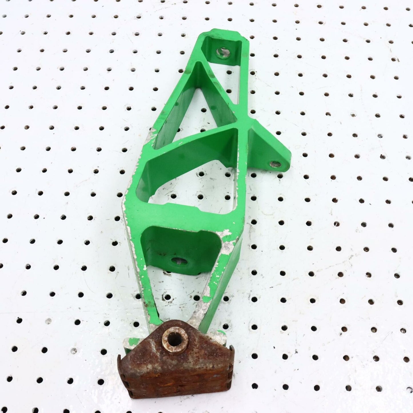 2010 ARCTIC CAT SNO PRO 500 LEFT FRONT STEERING ARM SPINDLE KNUCKLE 2703-561
