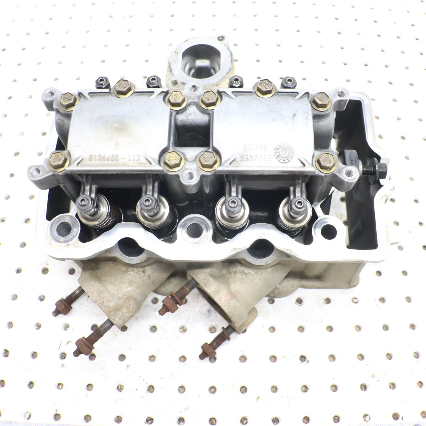 2009 Polaris Sportsman Xp 850 Cylinder Head 3022097; 3022565 CORE