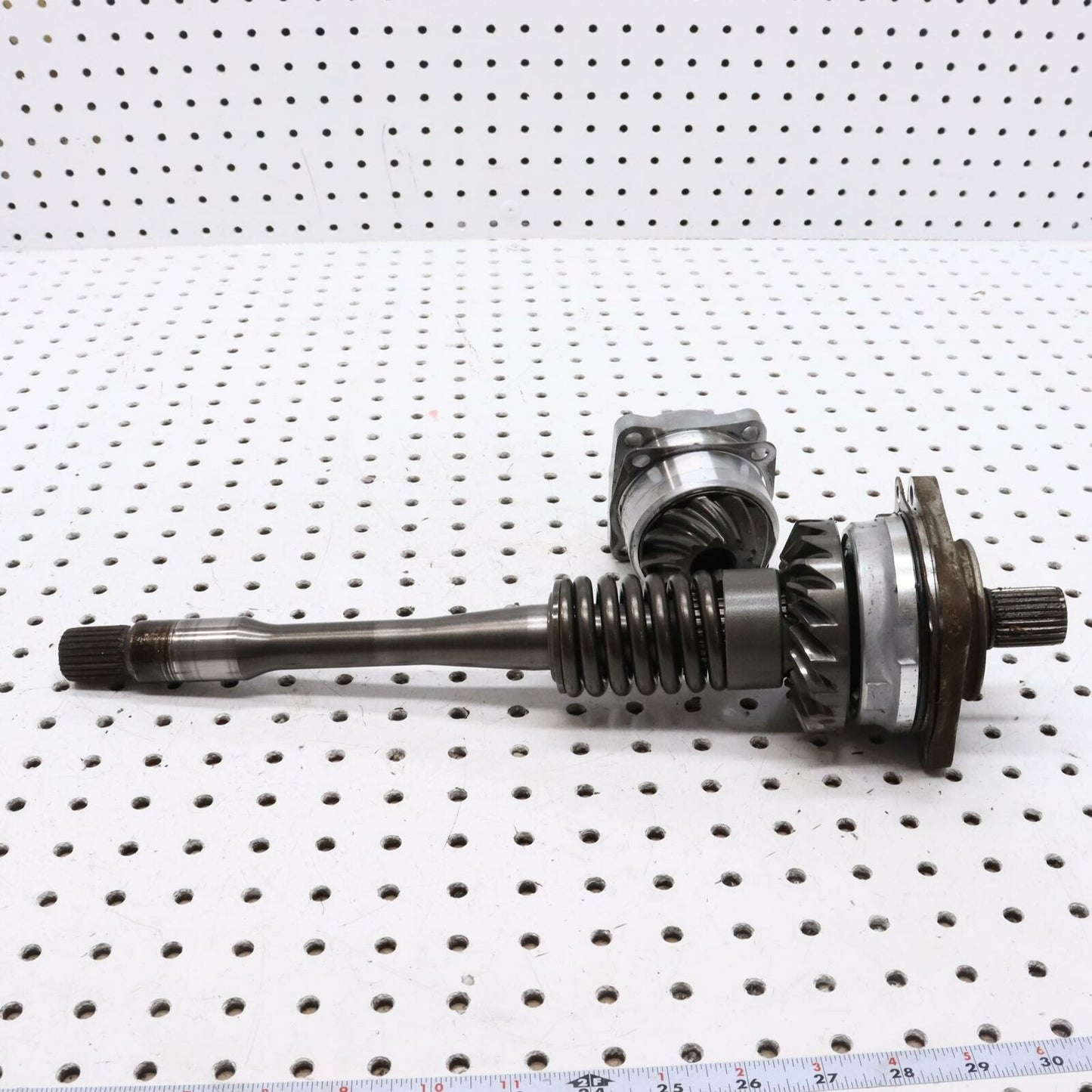 2004 ARCTIC CAT 650 OUTPUT DRIVE SHAFT BEVEL GEARS 3201-113; 3201-218; 3201-217