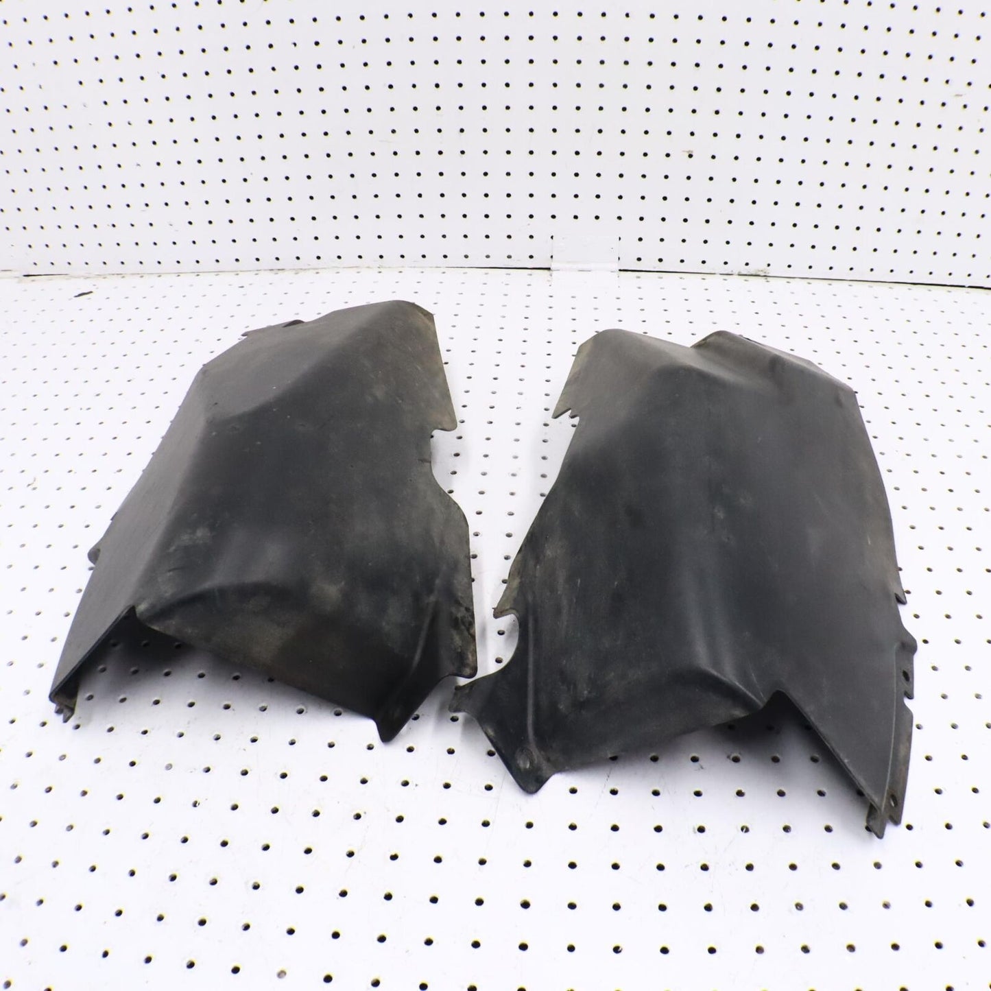 2014 POLARIS SPORTSMAN 850 MUD GUARDS LH AND RH 5437062-070; 5437063-070