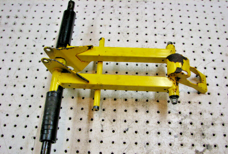 2002 POLARIS 800 RMK 144 REAR TORQUE ARM 1541615