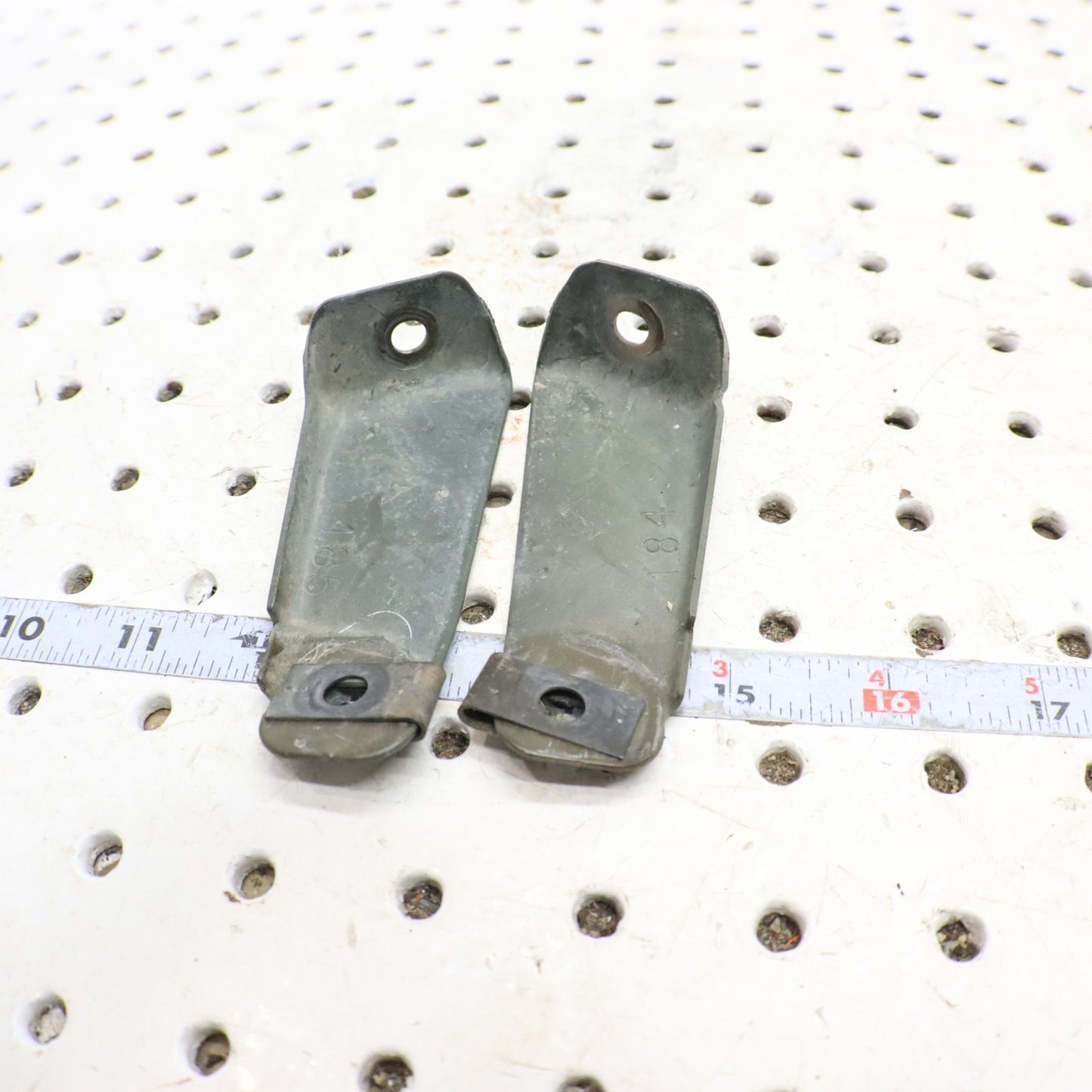 2009 Polaris Sportsman 800 FUEL TANK MOUNT BRACKETS 5247184; 5247185