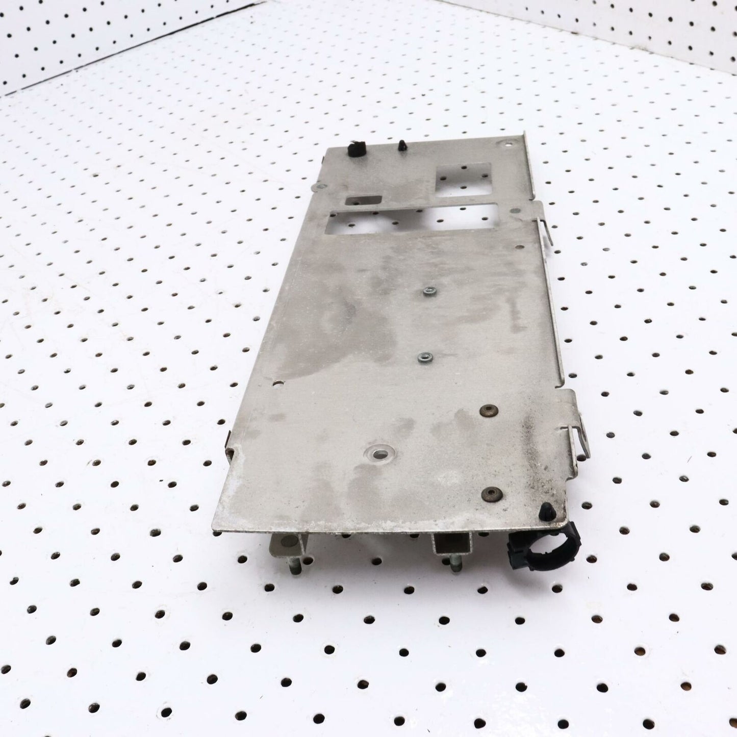 2007 POLARIS IQ 600 ASM PLATE, ELEC CENTER 1015761