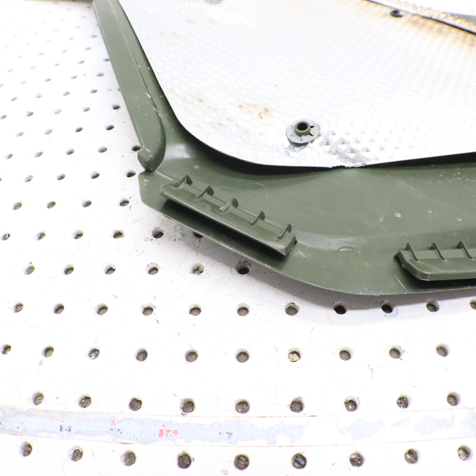 2024 Polaris Sportsman 570 Efi Eps Side Panel Cover Right GREEN 