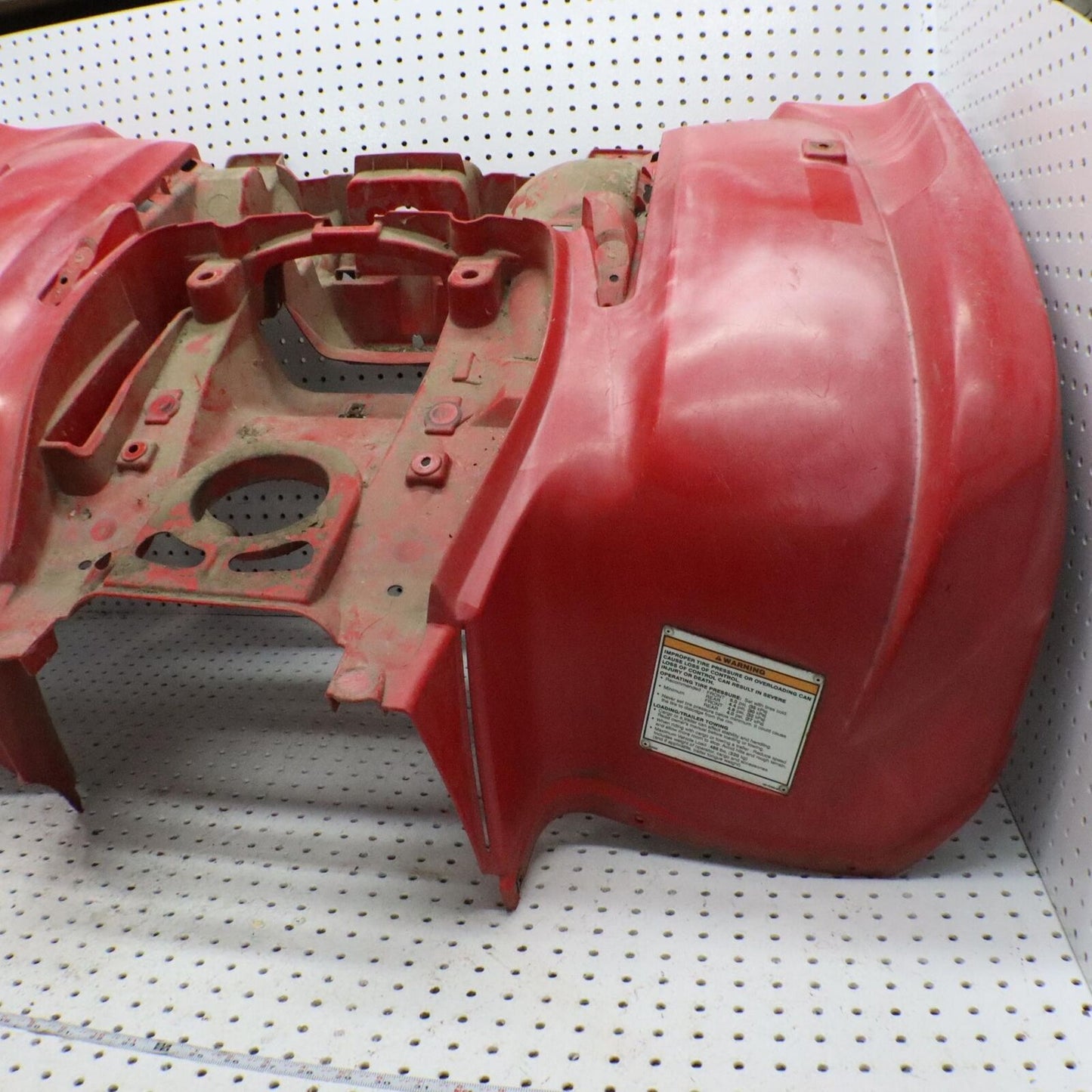 2013 YAMAHA GRIZZLY 700 REAR FENDER CAB 1HP-F1600 RED
