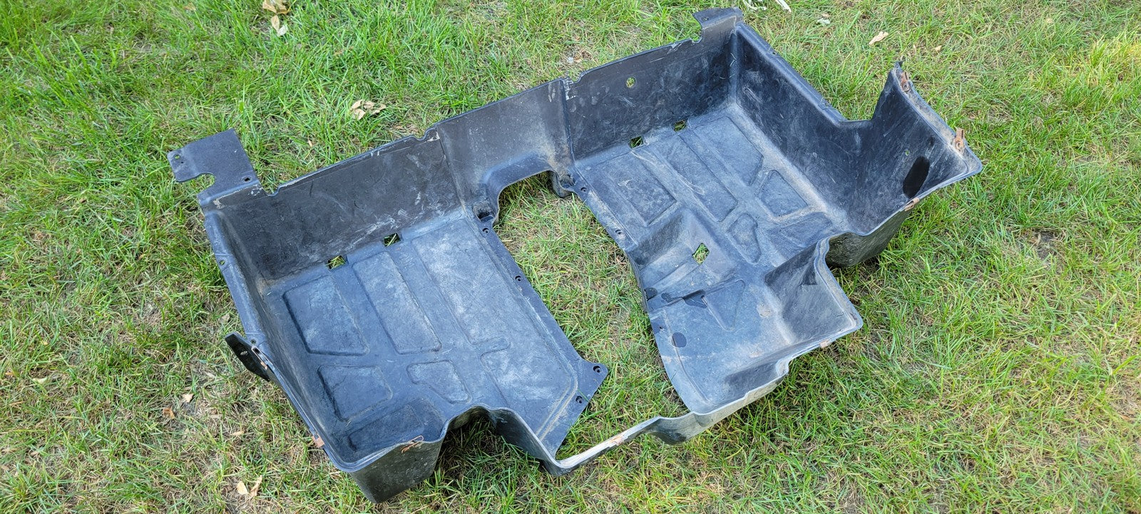 2009 Polaris Rzr 800 Floor Bottom 5437766-070 ; 5438820-070