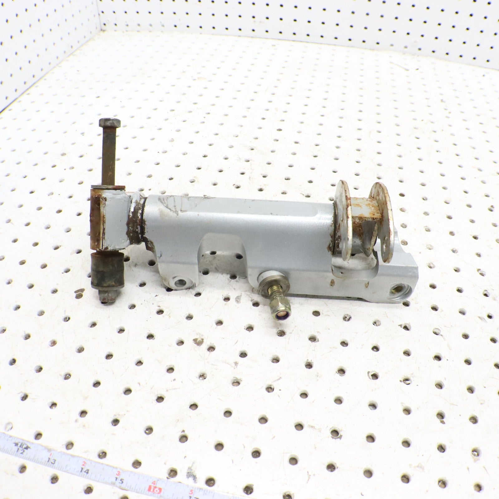 2009 Arctic Cat Crossfire R 8 Spindle Left 2703-247