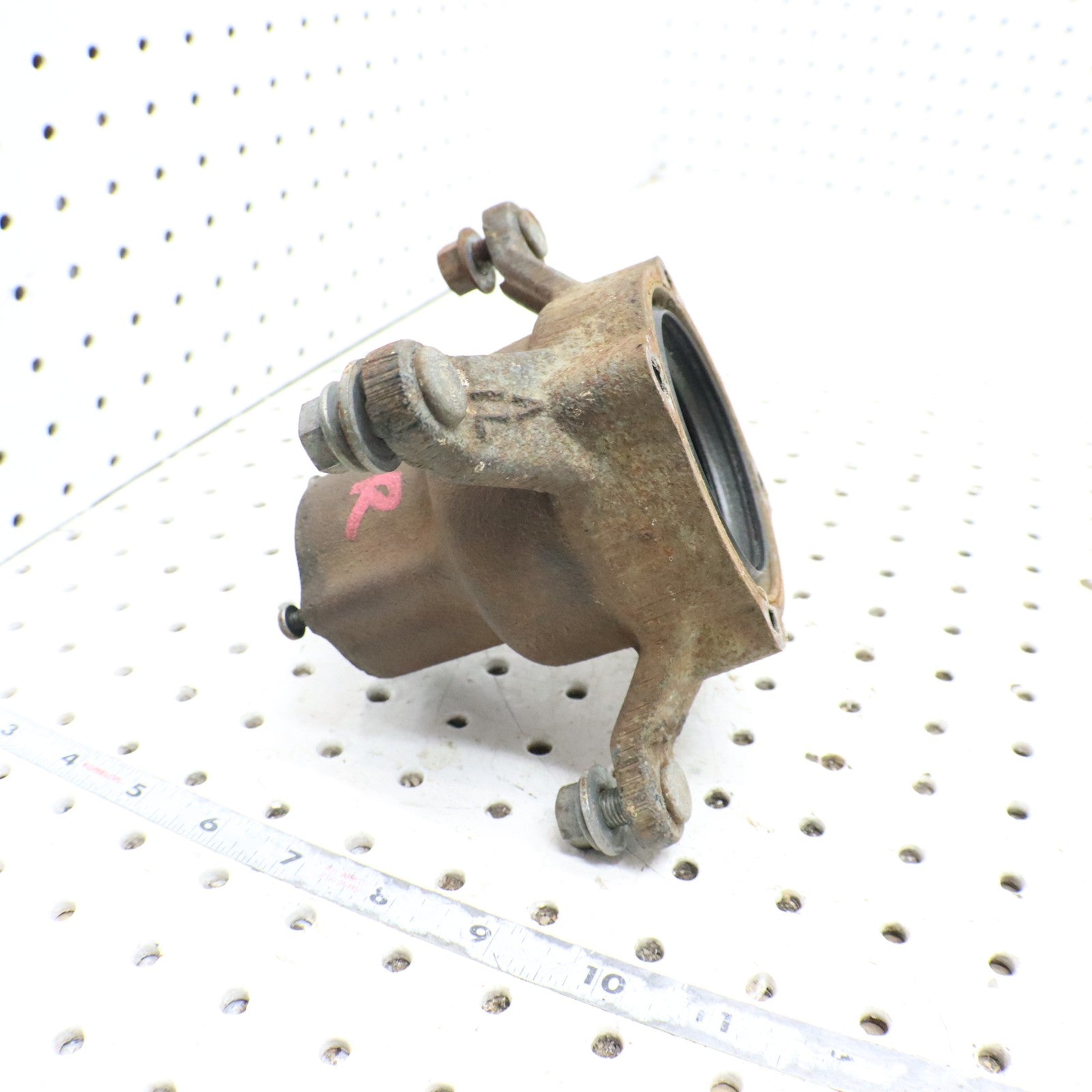 1995 Polaris Xplorer 400 Wheel Hub FRONT 1520243; 2202595  