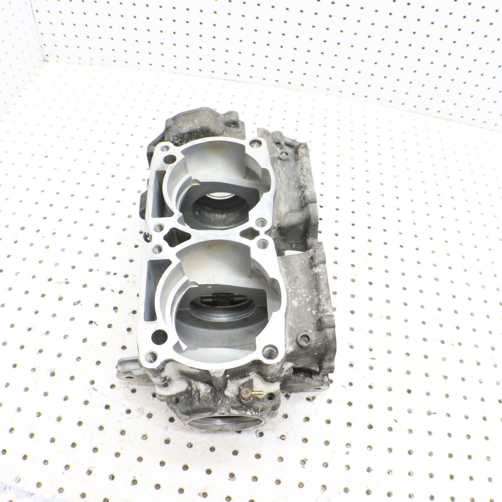 2017 Polaris Pro Rmk 800 Crankcase Engine Case Motor Case 2205651; 2207329 