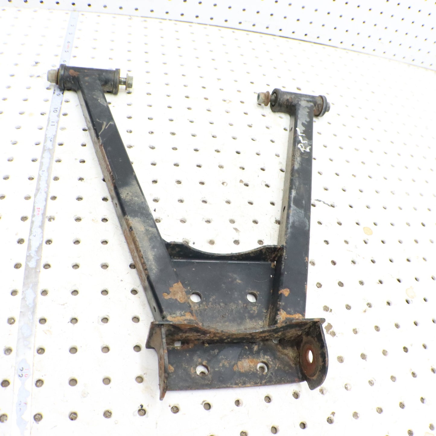 2013 Polaris Ranger 800 Lower Left Rear Control A Arm  1018185-458